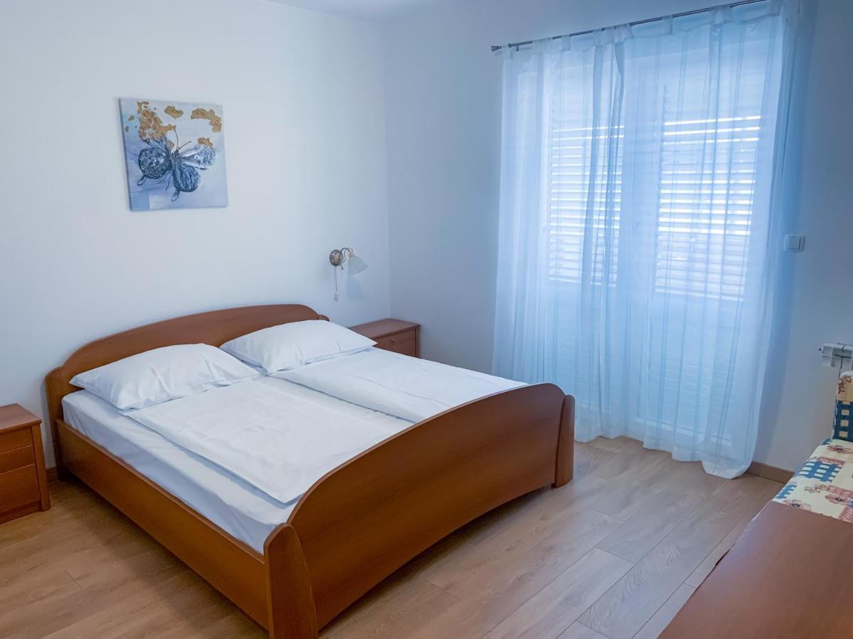 Haus Lupic Bed and Breakfast Barbat na Rabu Esterno foto